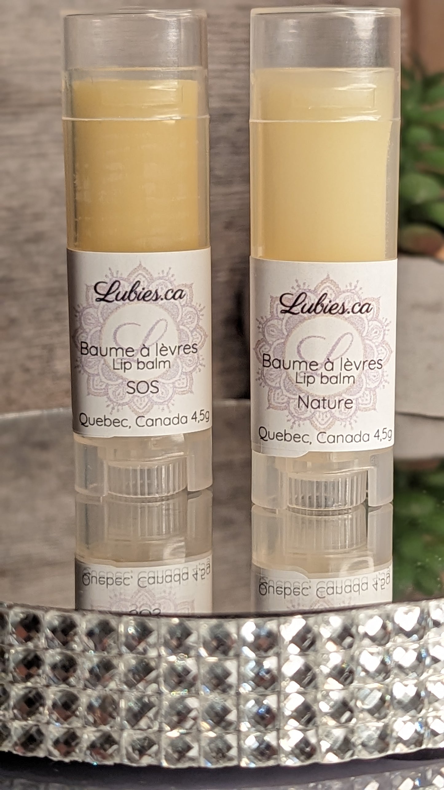 Baume à lèvres à la cire d'abeilles Naturel hydratant, réparateur & Nourrissant